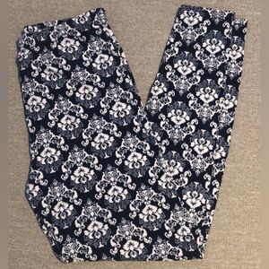 Agnes & Dora Blue White Legging Large